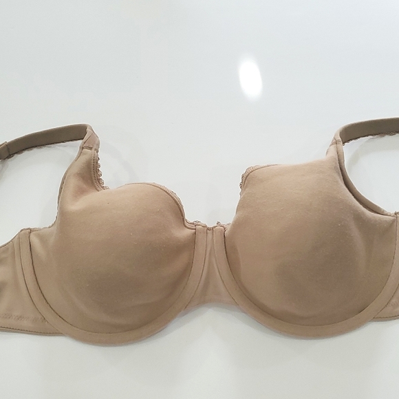 Triumph 36DD 💥💥 2/$12 💥💥 - Picture 2 of 5